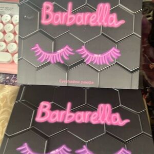 BNIB Barbarella eyeshadow palette